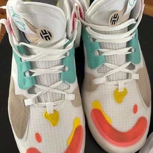 Men’s Basketball shoes